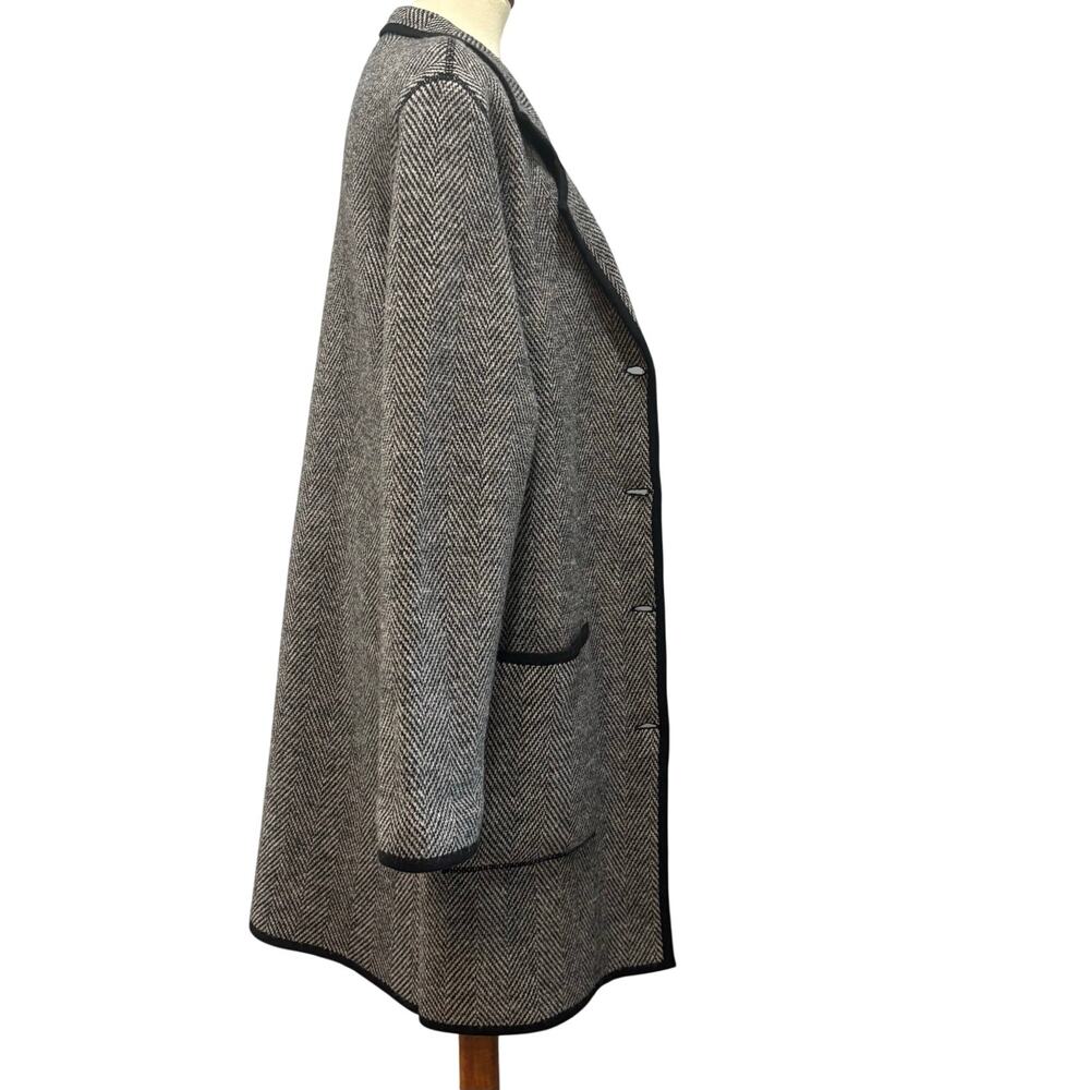 Gray Herringbone 100% Wool Long Cardigan White Black Librarian Chic Old Money - Picture 6 of 10